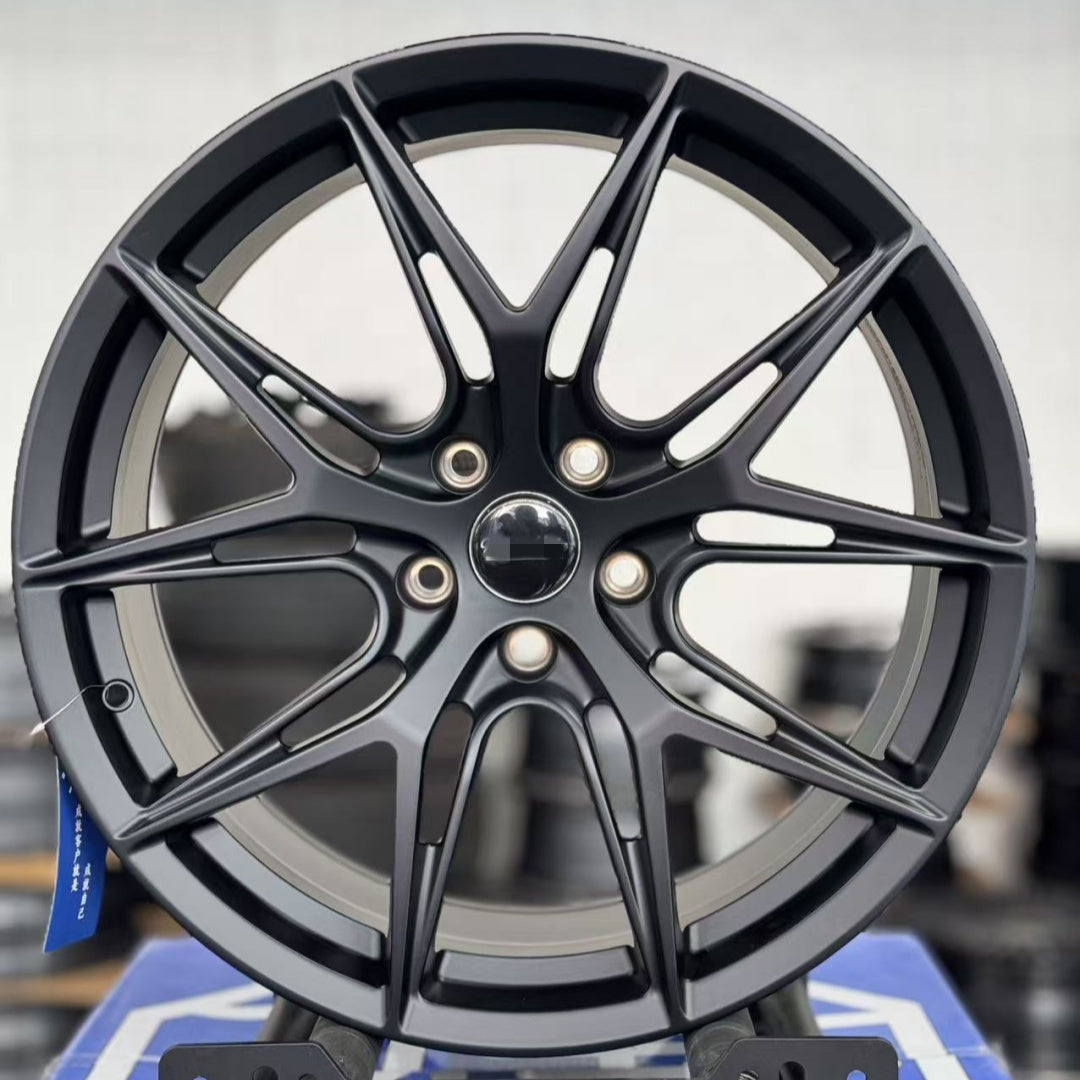 Customized forged wheel hub