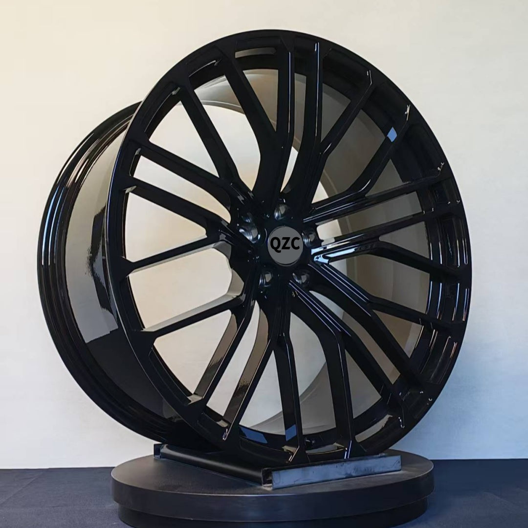 Customized forged wheel hub