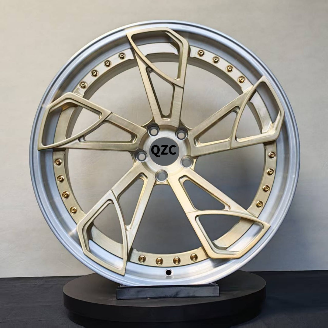 Customized two-piece forged wheel hub